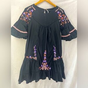 Free People Pavlo Dress Womens M Black Boho Embroidered Floral Oversized Beach